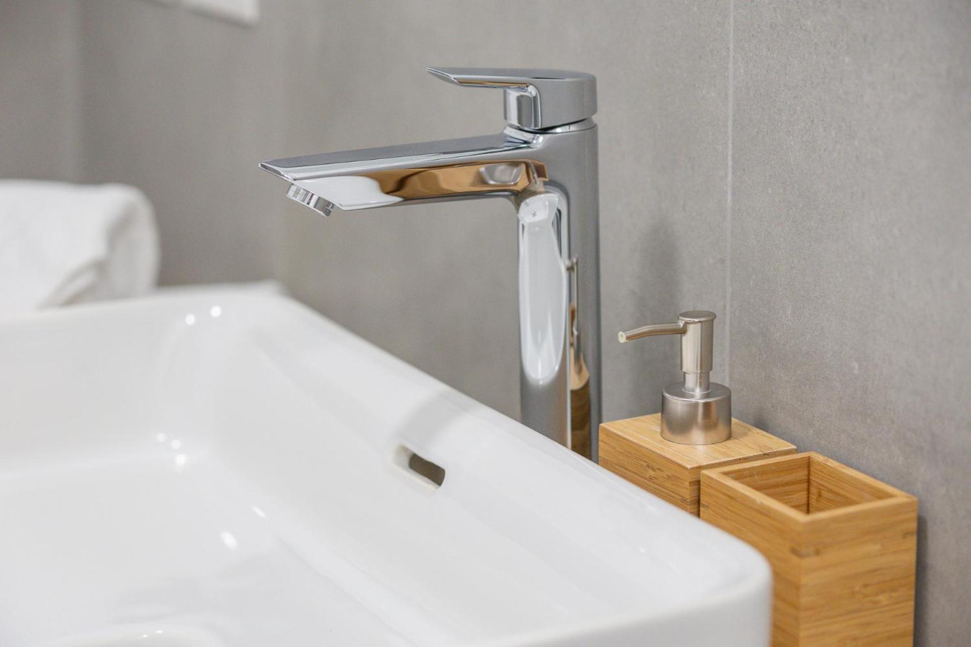 Modern And Comfortable In Cenisio Area Mailand