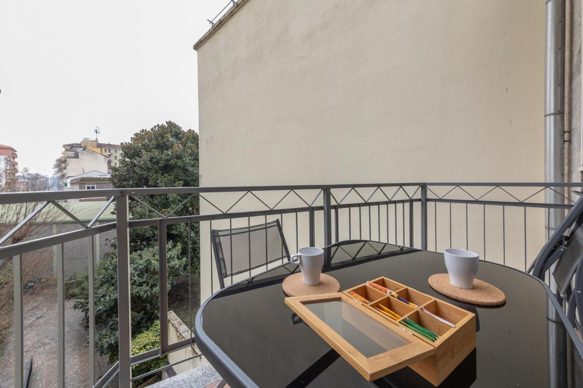Modern And Comfortable In Cenisio Area Apartment Mailand